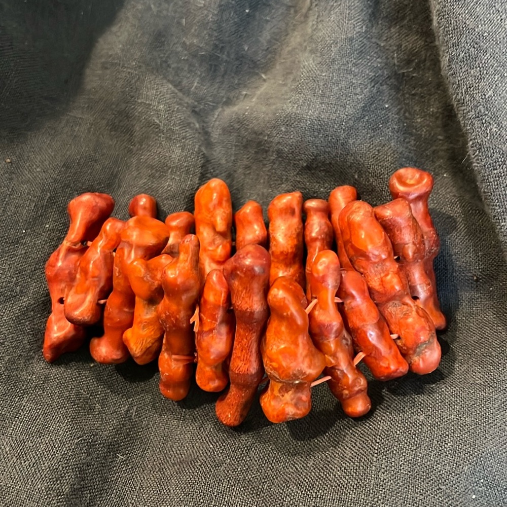 Vintage coral style elastic bracelet
